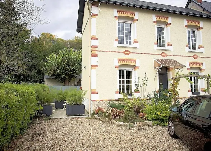 Les Beaux Chateaux